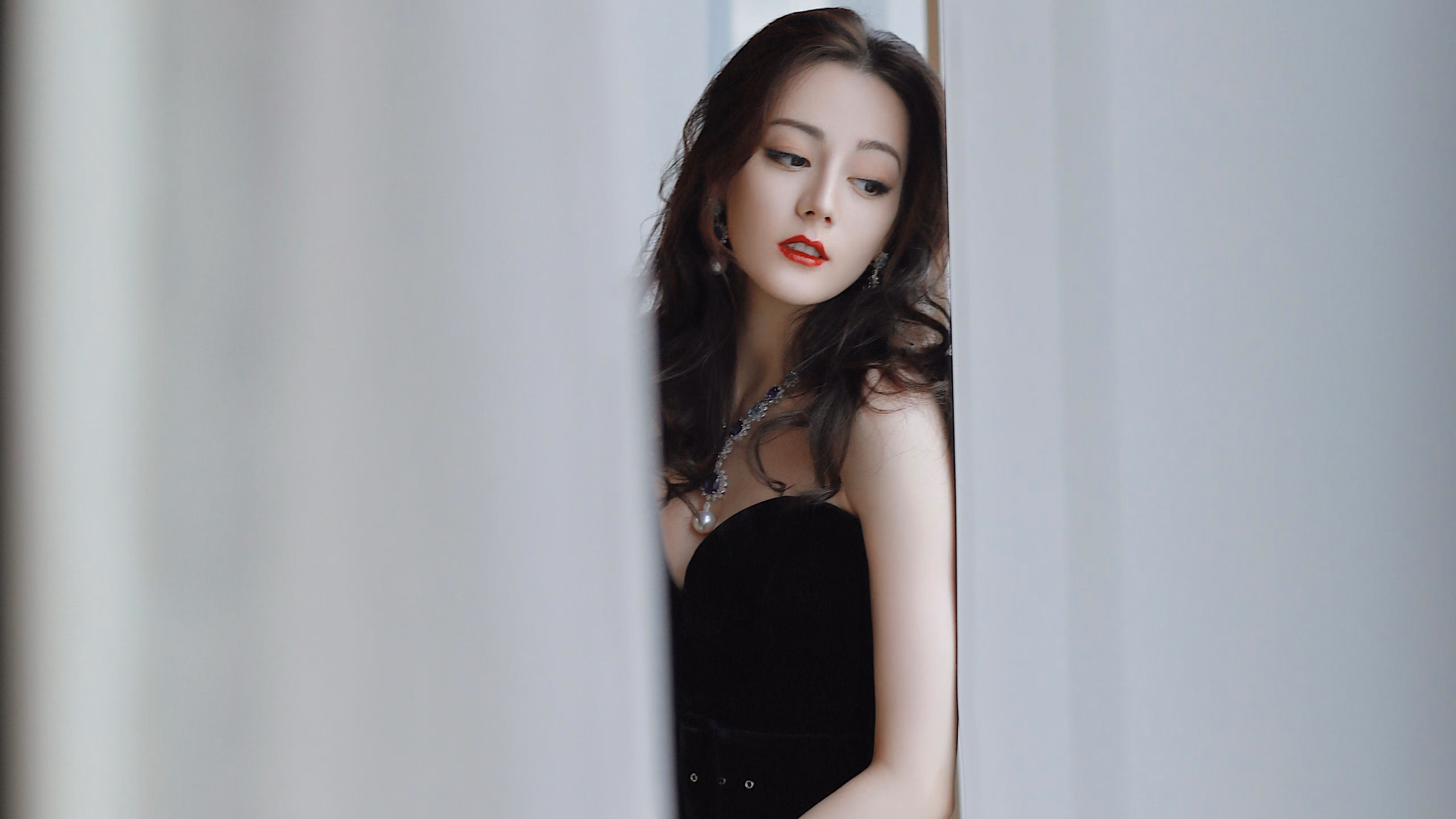 山地自行车极速赛,感受风驰电掣的快感,山地自行车赛视频