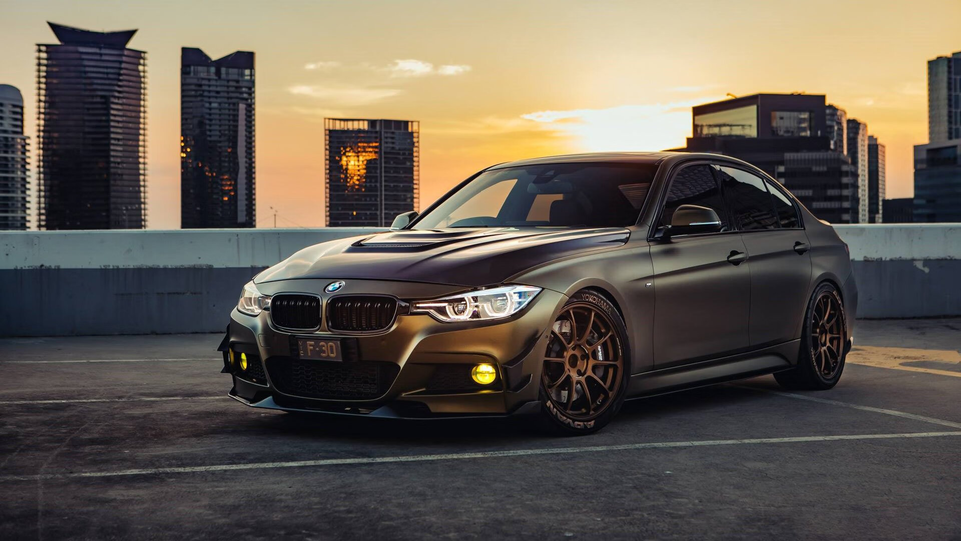 西甲裁判语言模型在多语种比赛中的实用性分析,西甲裁判服装