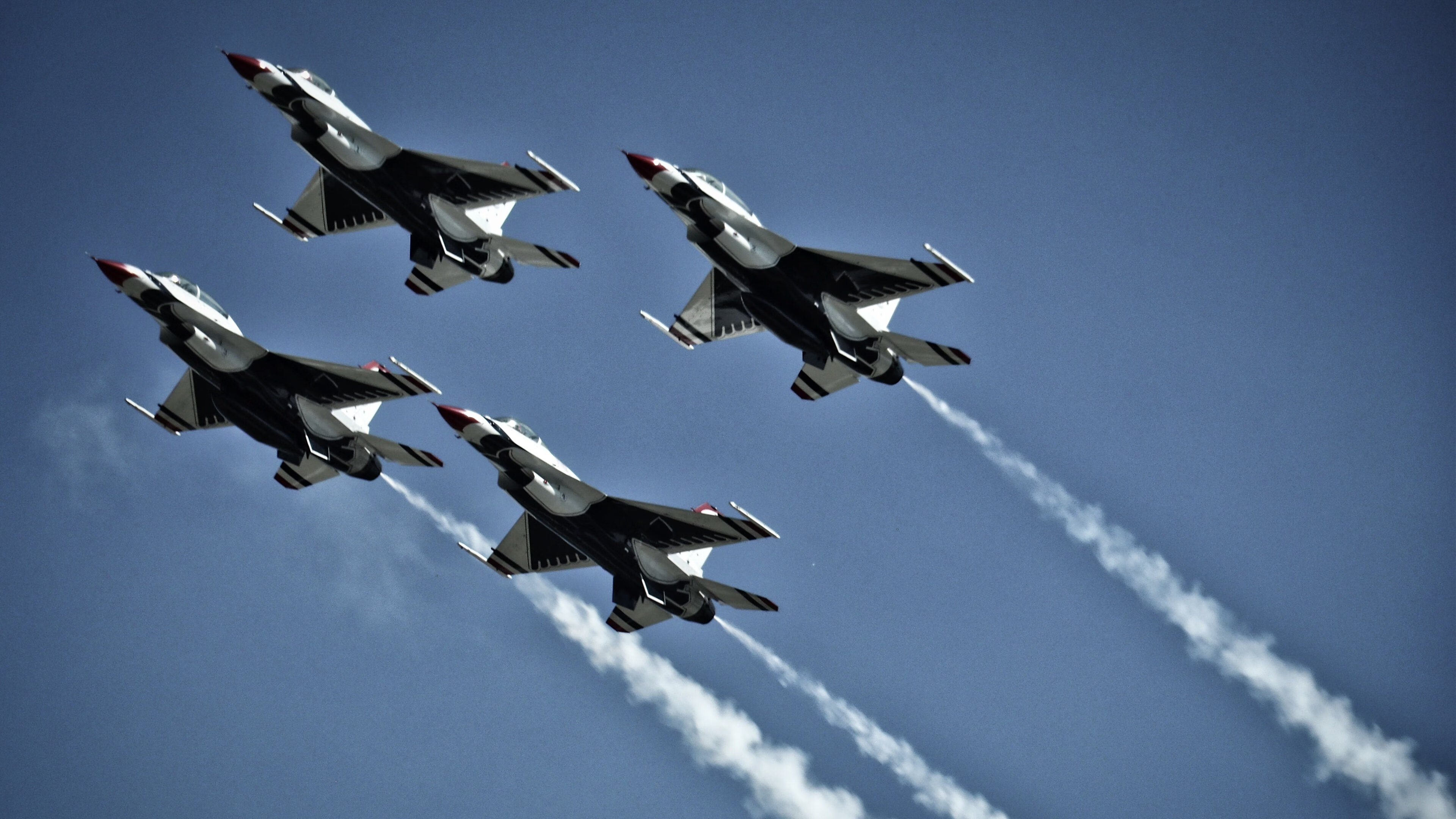 搏击台上新秀崭露头角实力强劲,搏击glory