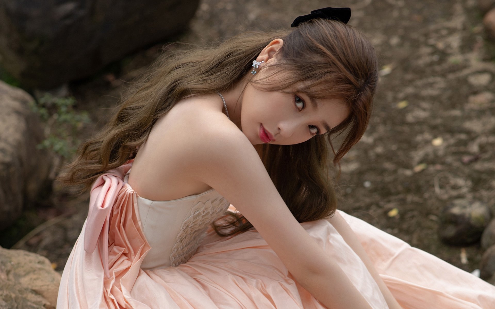 替补席能否发挥稳定战术执行能力影响赛季后期，替补席是什么意思