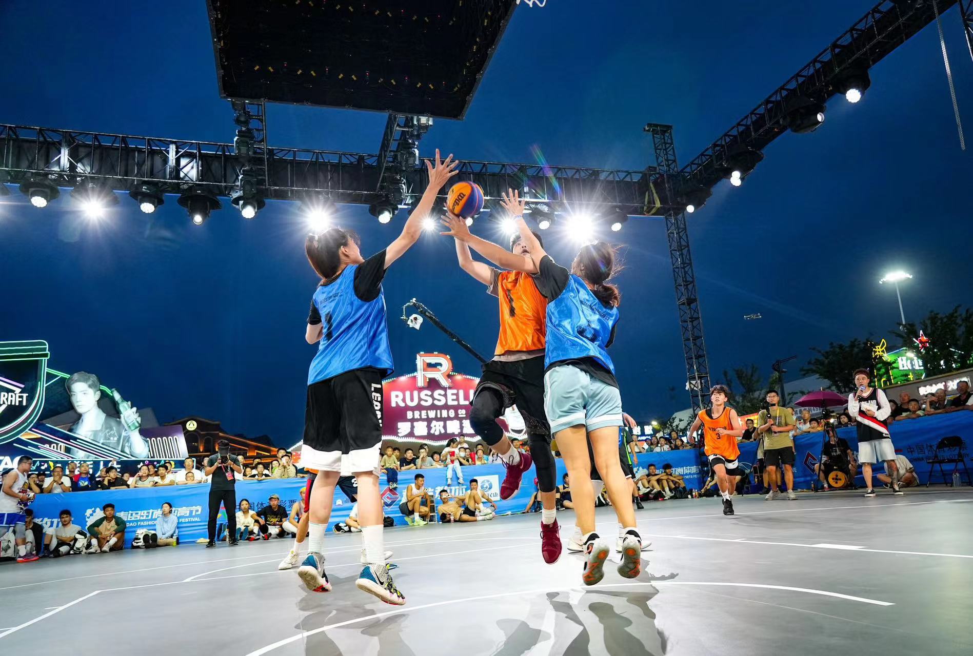 AYX爱游戏：篮球主题的街头篮球比赛：展现街头篮球的魅力与活力的简单介绍