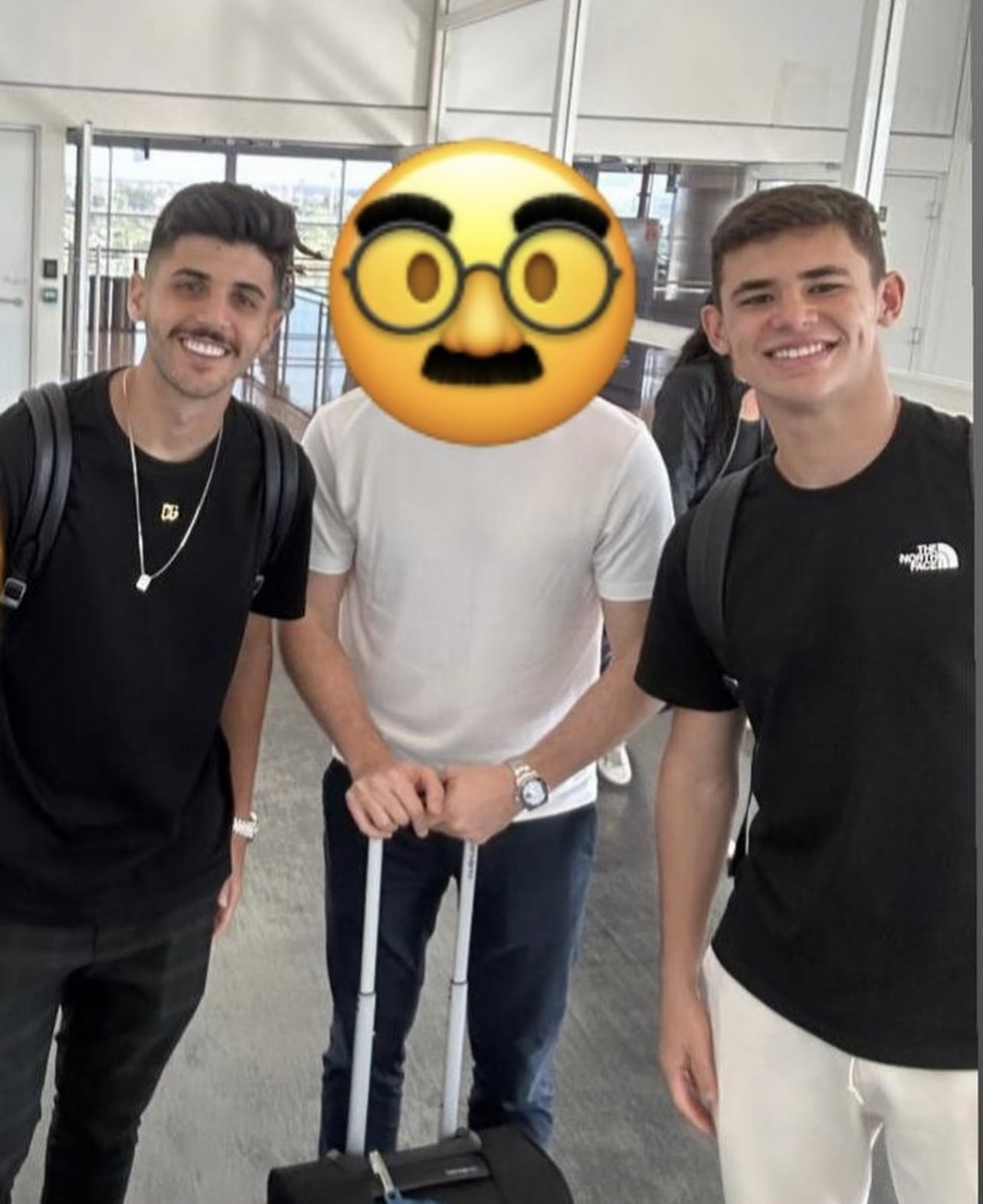 爱游戏APP:中国足球金球奖评选：公平公正公开，树立行业标杆的简单介绍